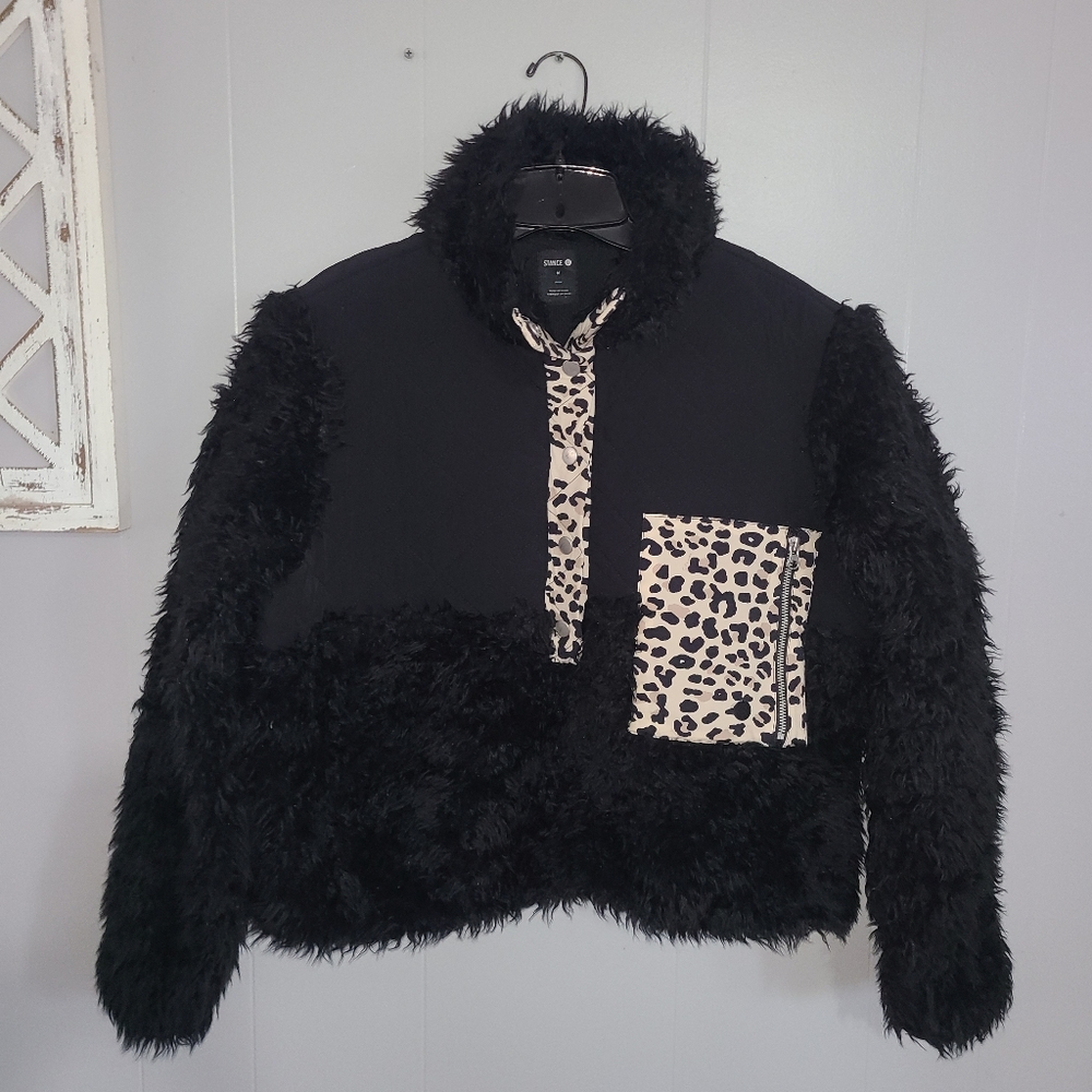 Women's Stance Black Faux Fur & Leopard print Cropped Pullover Jacket Size Med